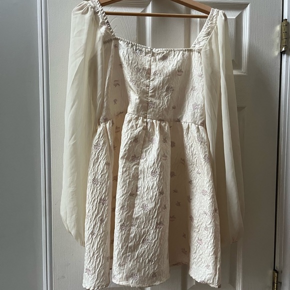 CIDER Small White Floral Puff Sleeve Mini Dress - Picture 3 of 3